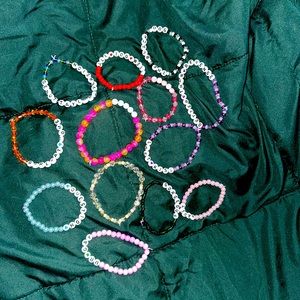 Taylor Swift inspired friendship bracelets!